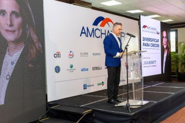 conferencia-amchamdr-casa-de-campo-febrero-2025-8.jpg