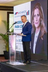 conferencia-amchamdr-casa-de-campo-febrero-2025-10.jpg