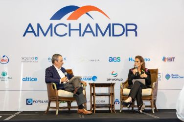 conferencia-amchamdr-casa-de-campo-febrero-2025-13.jpg