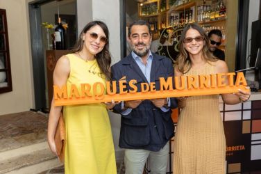 ClaudiaPerdomo.VicentaCebrian-Sagarriga.PaulinaVarela.jpg