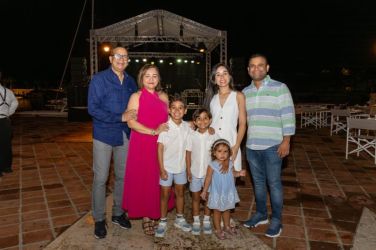 RamonAguilera,YinaQuezada,FranccescaLama,JoelAguilera,JoelAguilerajr,GabrielAguilera,GiaAguilera_lw.jpg