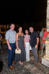 Richard Rodriguez, Marlen y Sophia Pumarol, Raul Cendoya (2).jpg