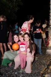 Rosa Maria y Maria luz Rodriguez,Nando Attias, Santiago Martinez, Veronica Santos.jpg