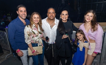 Ignacio Mayer Ethna Mayer Darlyn Portes Marta Subero Sabrina Mayer Natalia Mayer