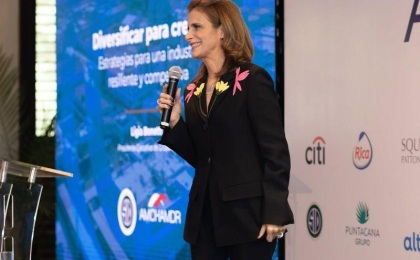 conferencia-amchamdr-casa-de-campo-febrero-2025-15