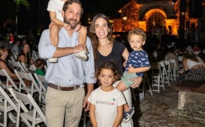 JavierIvannaLeonorFelipeyAthenaFernandez