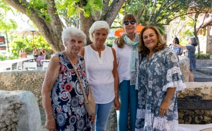 Carla Campisi, Milena Campisi, Kathy Wintery, Marina Gelati