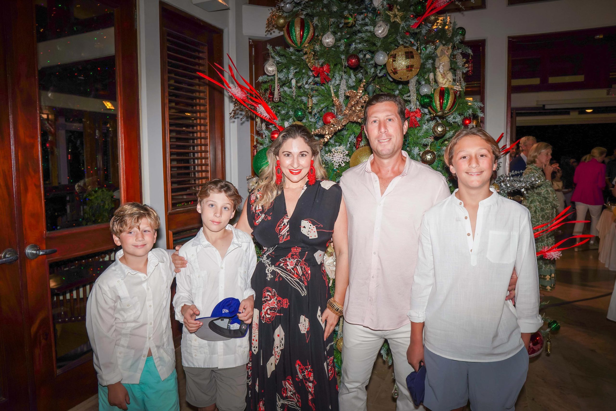 Thanksgiving Celebration at the Country Club Gathers the Community