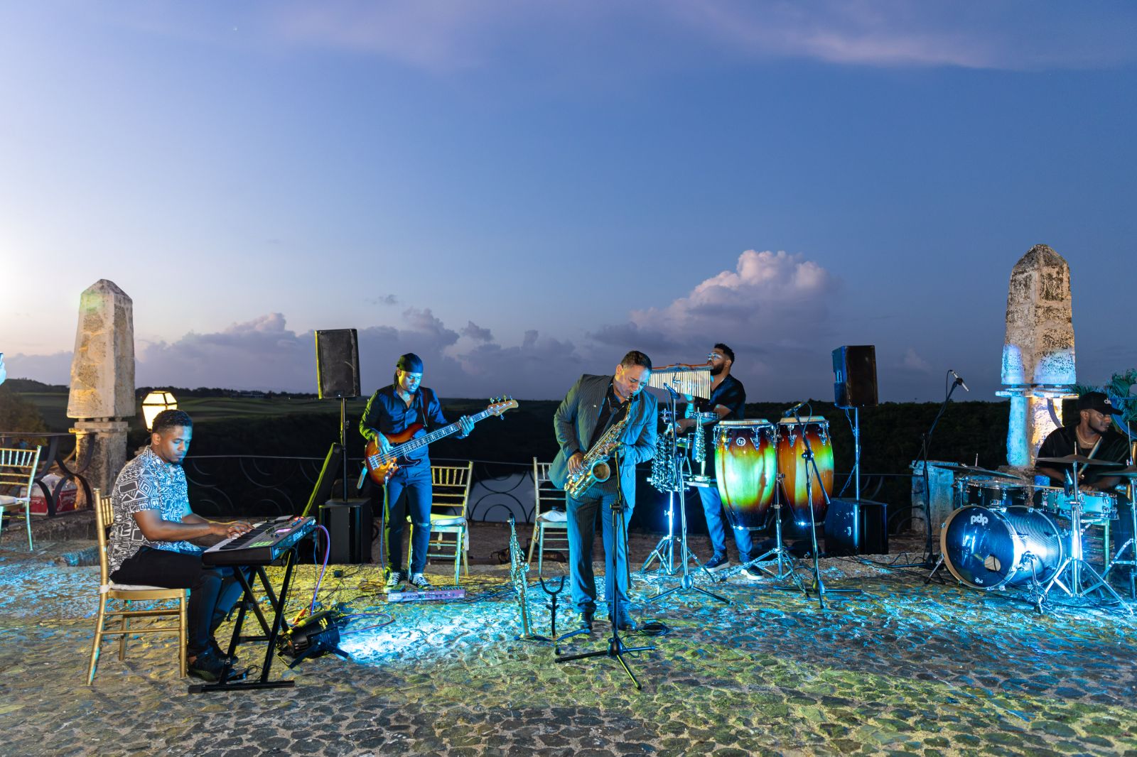 Altos de Chavón Welcomes Summer with Live Jazz and Outdoor Painting