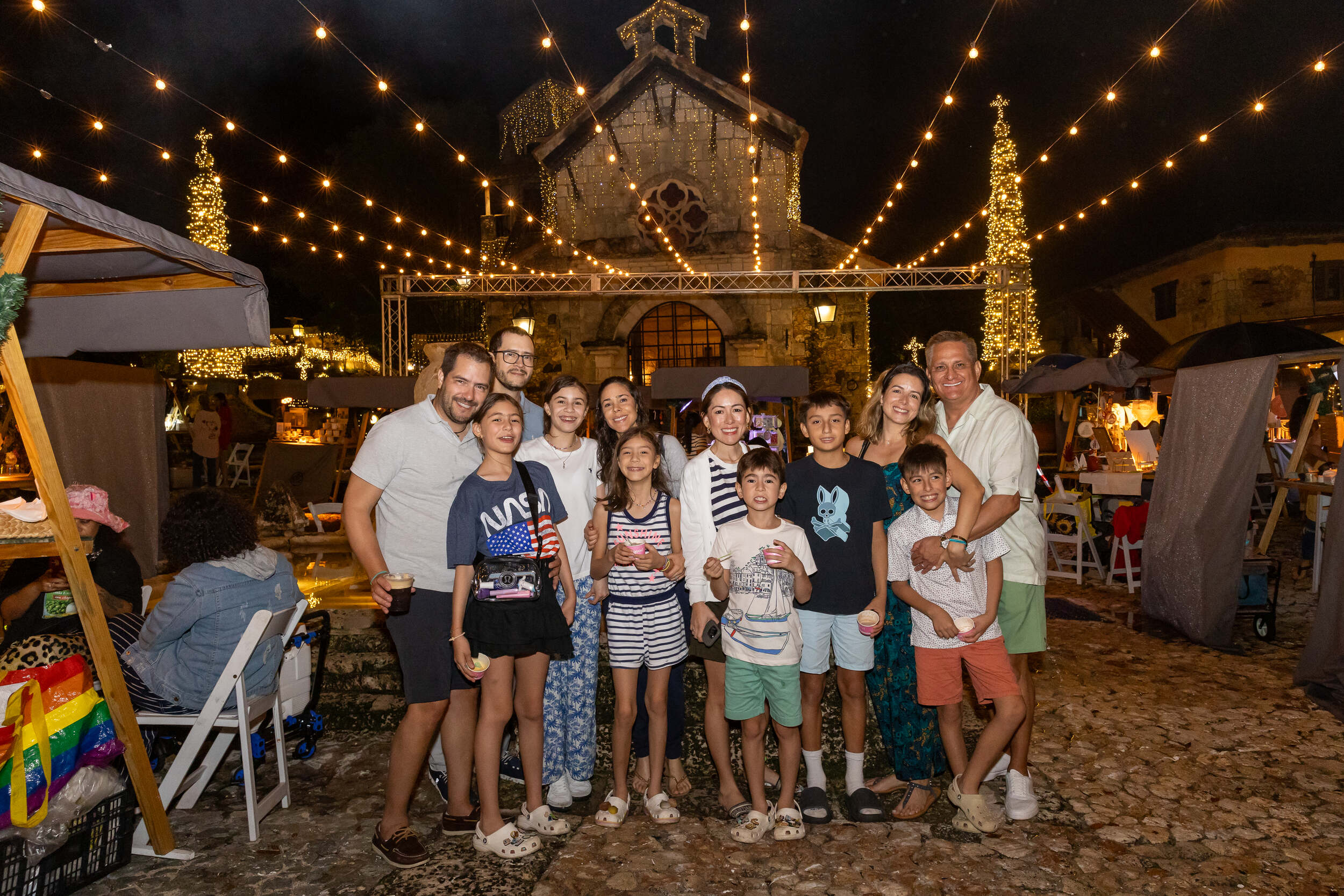 Altos de Chavón celebrates the first nighttime edition of its traditional Market