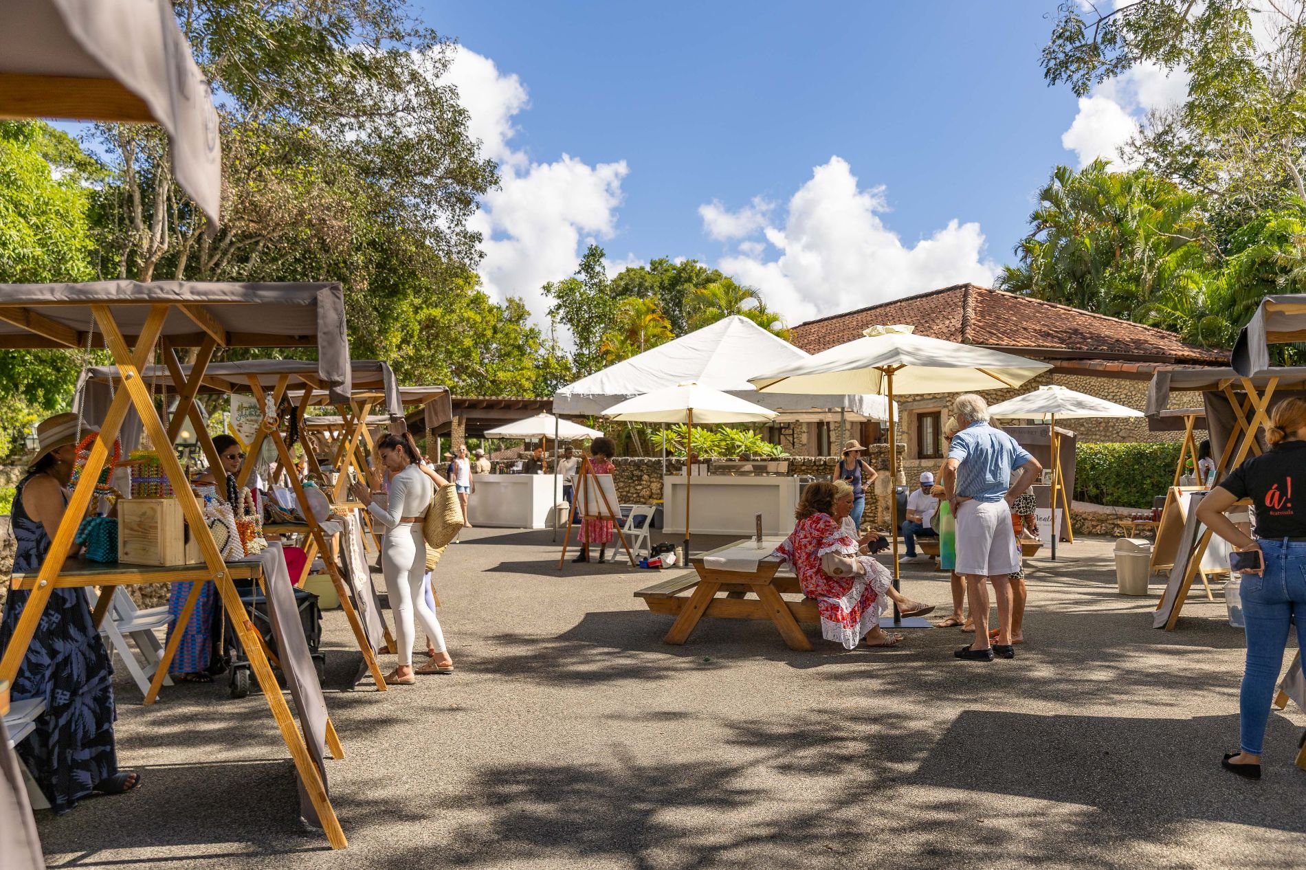 Altos de Chavón ushers in 2026 with a Market that fused wellness, art, and local craftsmanship