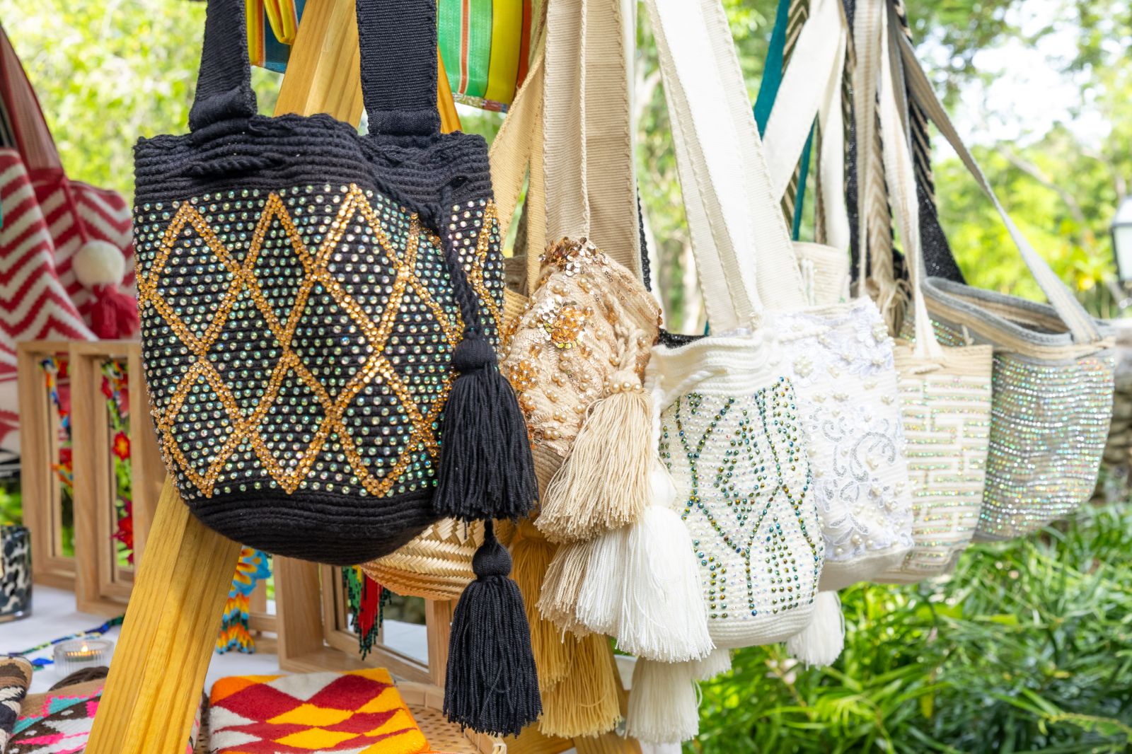 A Saturday of color, art, and flavor at Altos de Chavón Market