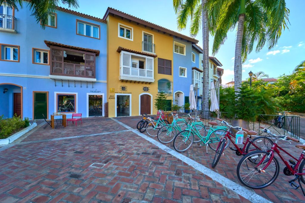 business-marina-onebike-cafe