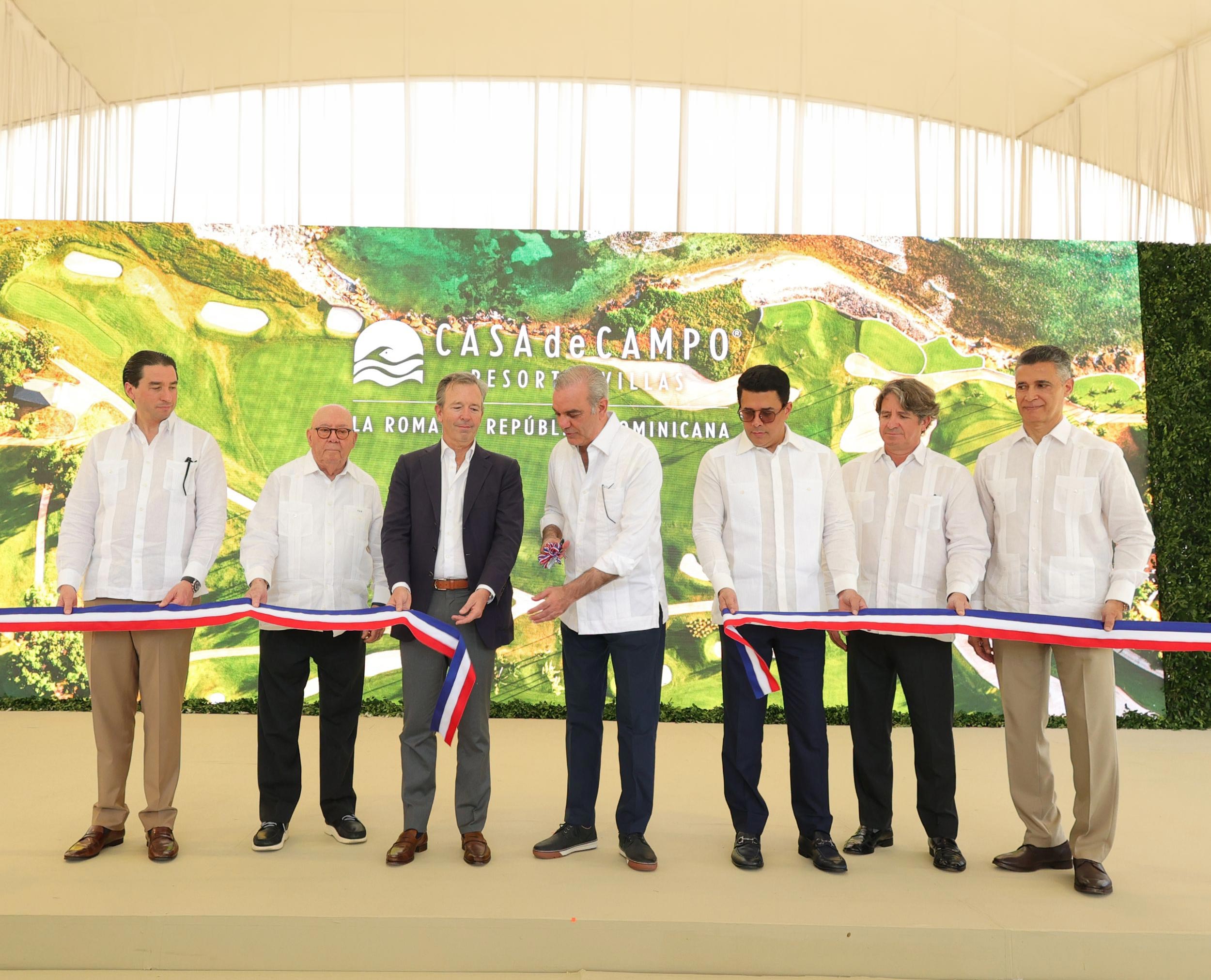 Casa de Campo Resort & Villas celebra reapertura del icónico campo de golf Teeth of the Dog