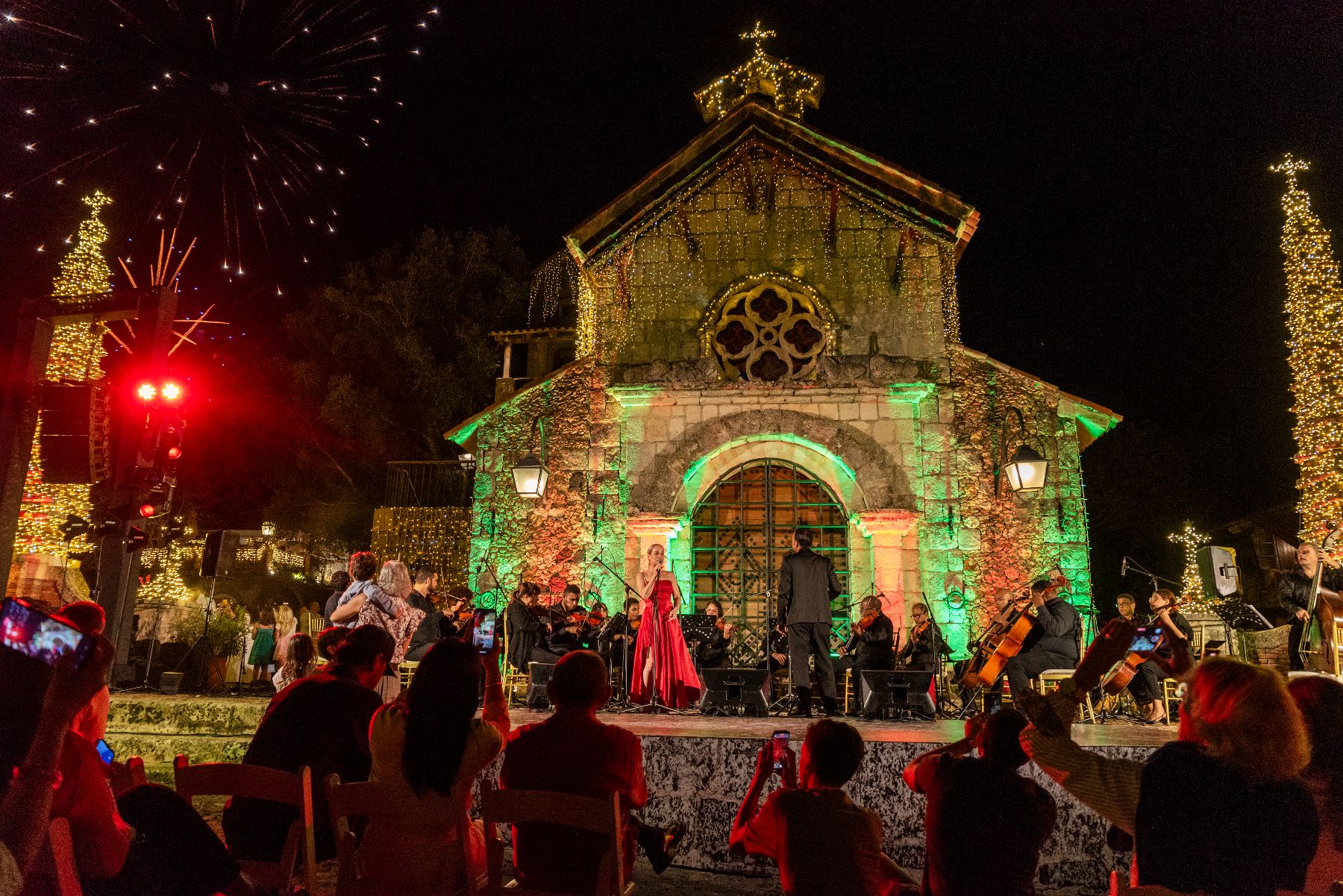 Casa de Campo Resort & Villas officially welcomes Christmas 2025 with the traditional Lighting Ceremony in Altos de Chavón