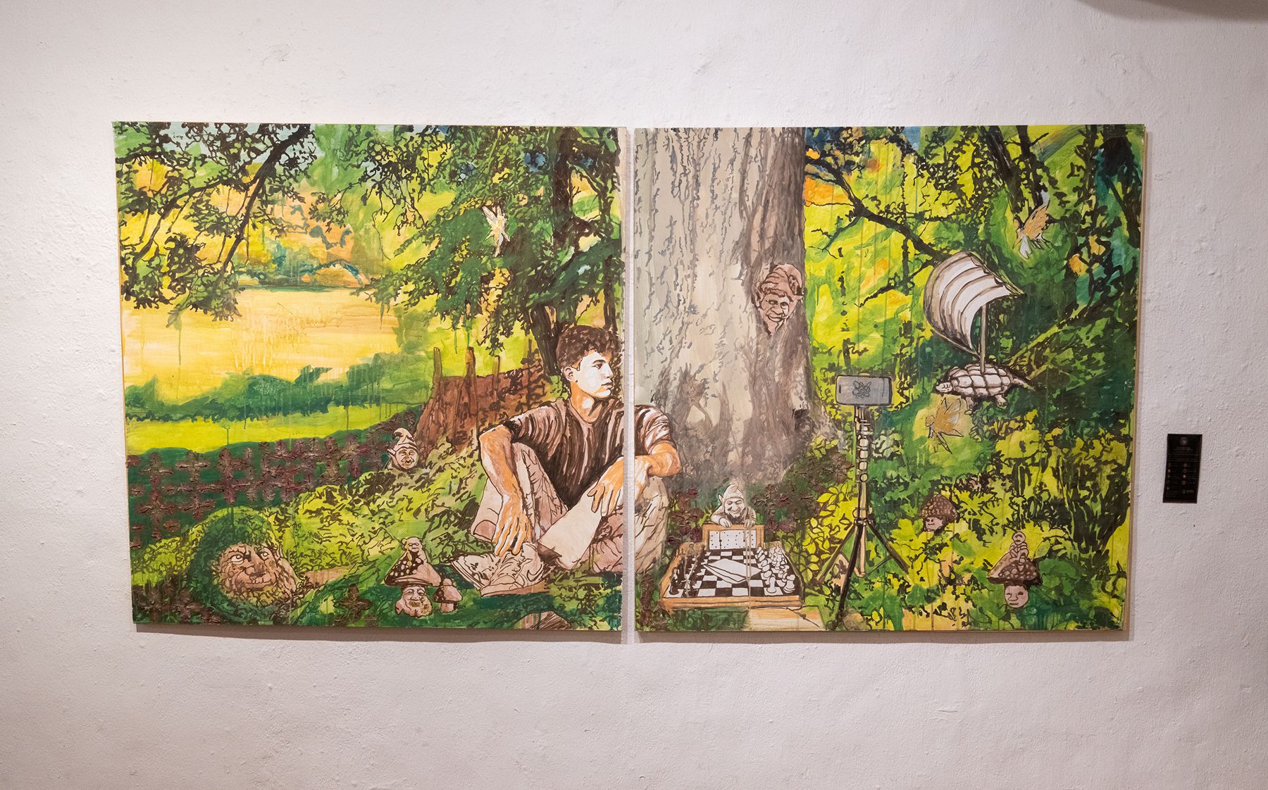 Galería de Arte Altos de Chavón Inaugura Exposición de Frank Lara: «Custodios del Canon en el Cristal»